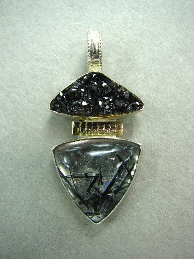 KB 125-8 Black Garnet Drusy pendant