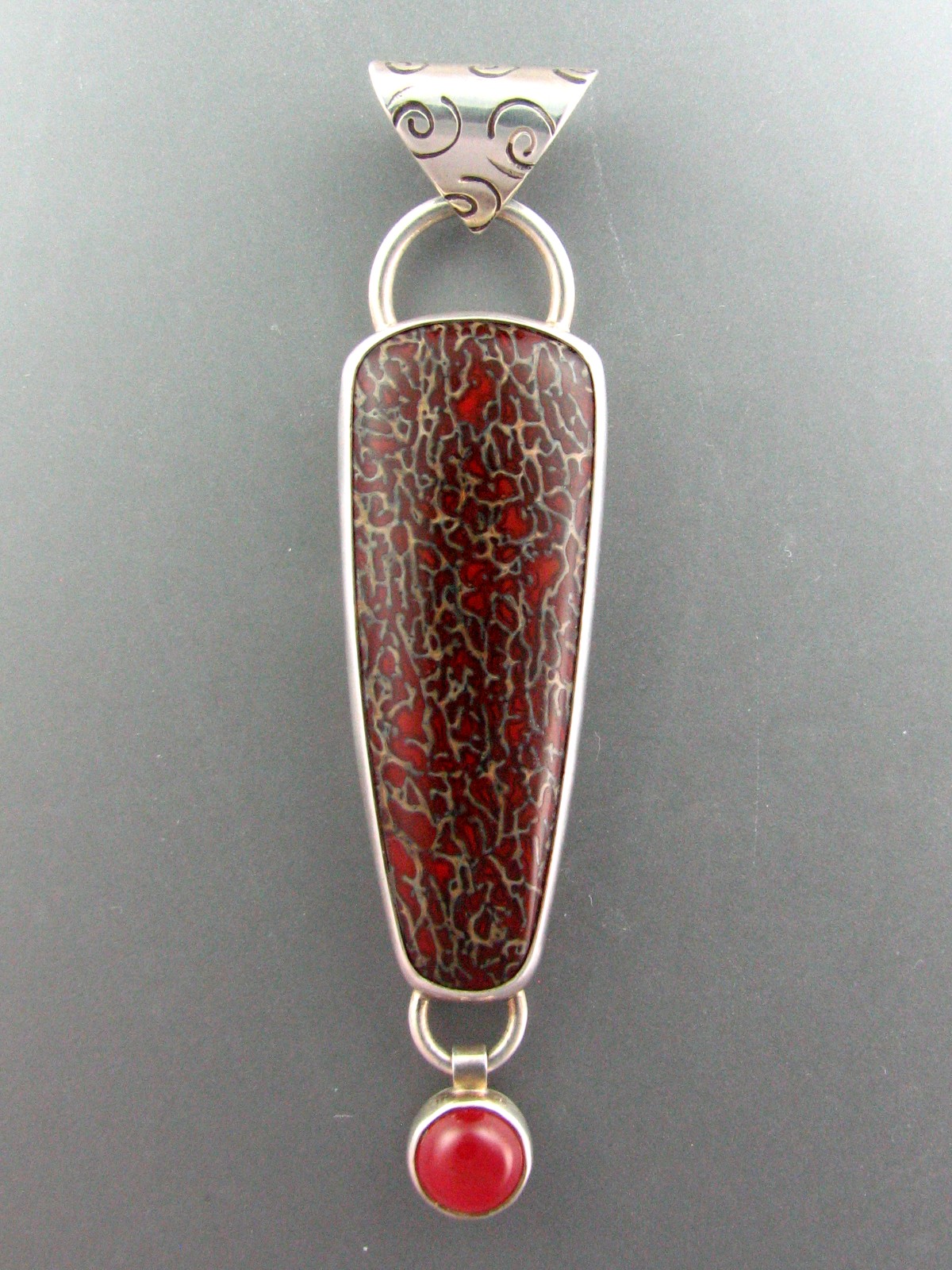 DA201-7 Dinosaur Bone Pendant